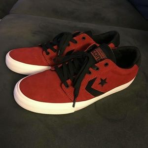 NWOT - MENS CONVERSE KA3 OX Sneakers sz 10.5M